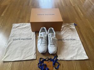 LOUIS VUITTON ルイヴィトンランアウェイ スニーカー