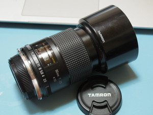 タムロン　90ｍｍ　ｆ2.5　（52BB）　