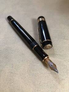 PARKER DUOFOLD パーカー　デュオホールド　万年筆 k18 750 刻印　（希少品／美品）