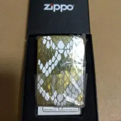 ６月１６日まで価格！未使用　ZIPPO両面加工　蛇柄　ゴールドホワイト　ジッポー