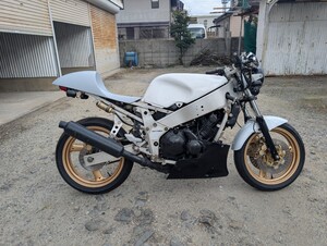 FZR400 2TK 限定 レストアベース カスタム途中