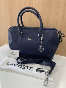 美品★ LACOSTE ボストンバッグ ★　ラコステ ブランド 正規品 2way・ハンド・ショルダー　エンボス　ネイビー ベルト/チャーム/袋付き