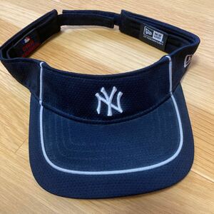 美品 NEW ERA サンバイザー キャップ ニューヨーク　ヤンキース サイズフリー ネイビー New York Yankees ニューエラ MLB 大谷 松井　帽子