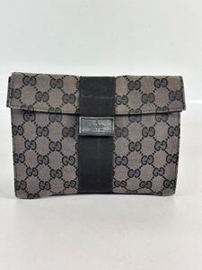 GUCCI グッチ　GG柄 キャンバス　ポーチ　ブラック