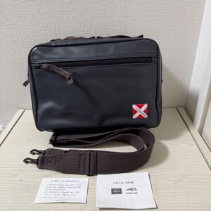 【値下げ】【新品同様】定価28,600 LUGGAGE LABEL ラゲッジレーベル LINER ライナー ショルダーバッグ　ブラック　黒　951-09241