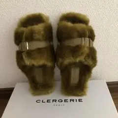 CLERGERIEファーサンダル