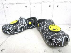 crocs クロックス Classic 2022 Smiley Clog 207971-0C4 25.0cm スマイリーサンダル スマイリー柄 ユニセックス 使用回数1、2度程度