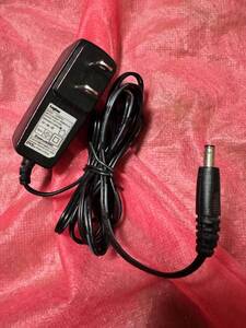 ★中古★♪ロジテック　LA-6W12S♪INPUT AC100～240V OUTPUT ＋12V 0.5A《送料一律２９０円》