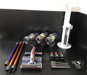 【K052】ジャンク品 dyson SV12 3台 動作確認・簡易清掃済み ダイソン コードレスクリーナー まとめ売り