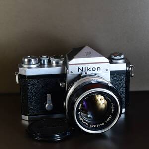 正常動作品 Nikon F アイレベルファインダー 明るい単焦点レンズセット NIKKOR-S Auto 50mm F1.4　フラッグシップ機