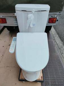 TOTO CS232B SH232BA ピュアレストQR 組み合わせ便器 手洗いなし タンク式トイレ 床排水 排水芯200mm SCS-T92 温水洗浄便座