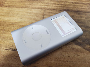 iPod mini A1051 4GB シルバー 超美品 バッテリー良好 送料185円♪