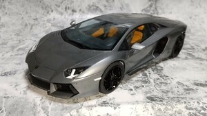 アオシマ 1/24 ランボルギーニ アヴェンタドール LP700-4 完成品