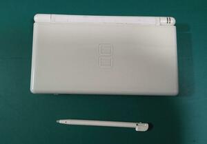 訳あり【中古品】ニンテンドーDS Lite Crystal White本体のみ①