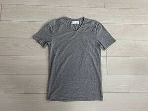 ★ESSENTIALS ZARA エッセンシャルズ ザラ Vネック 半袖Tシャツ スーパースリムフィット M★