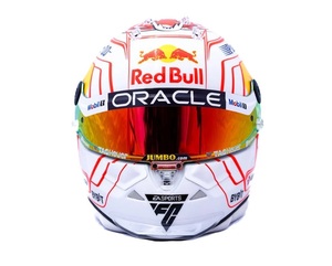 海外 送料込　高品質　マックスフェルスタッペン　F1　2023年日本GP　実用レーシング　カート　ヘルメット　サイズ各種等身大　レプリカ