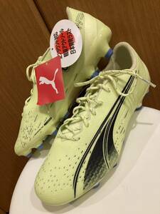 プーマ PUMA 106932-01 ウルトラ プロ HG/AG フィジーライト×エレクトロパープル サッカースパイク メーカー希望価格¥ 14,850 円（税込）