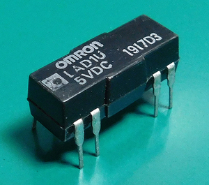 OMRON LAD1U DC5V リードリレー [管理:KL627]