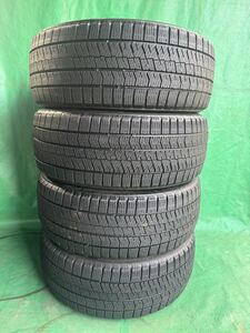 215/45r17 87Q ブリヂストンブリザック　VRX2 4本セット　中古　スタッドレス　送料込み　新潟発