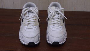 中古品☆ＮＩＫＥ☆ナイキ　スニーカー☆３２５２１３－１３１☆ＡＩＲＭＡＸ☆ホワイト／ブラック☆２５ｃｍ☆３０７Ｓ４－Ｊ１２６４７