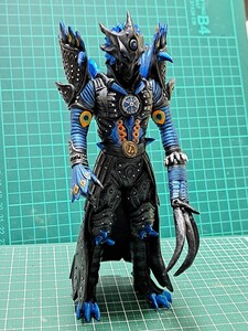 バンダイ 仮面ライダー怪人ソフビ ピーコックアンデッド 改造リペイント完成品 BANDAI 仮面ライダーブレイド