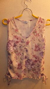 ★Cinema Club★Ladies tops size M シネマクラブレディーストップスサイズM　USED IN JAPAN 花柄 ボタニカル 身幅約41Cm