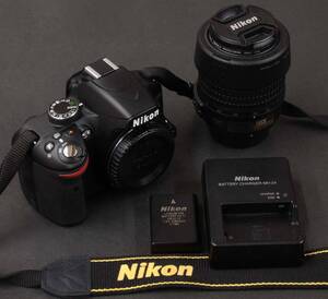 Nikon D3200 AF-S DX NIKKOR VR 18-55mm F3.5-5.6G 11334ショット ■ ニコン 純正キャップ付/キレイ ■