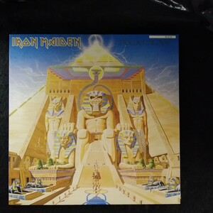 D05 中古LP 中古レコード　アイアンメイデン　パワースレイヴ　国内盤　EMS-91091 IRON MAIDEN powerslave ポスター欠品