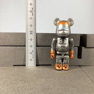 【中古】ベアブリック100% SF リアル・スティール BE@R BRICK 【送料 出品者負担】