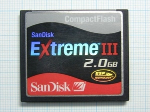 ★SanDisk コンパクトフラッシュ ２ＧＢ 中古★送料８５円・１８５円