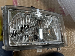 FEB　80系　キャンター　ヘッドライト　右　HID