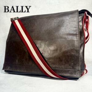 BALLY バリー メッセンジャーバッグ 斜め掛け フラップ レザー 本革 A4可 トレスポ ダークブラウン　シルバー金具 ビジネス TROVE 