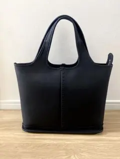 美品！magnu マヌー　TOKYO B-tote トキオBトート  バッグ　鞄