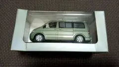 MINICHAMPS VW Multivan 1:43 マルチバン