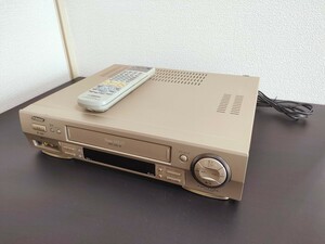 動作品 Victor ビクター VHS ビデオカセットレコーダー HR-V200 ビデオデッキ リモコン付き