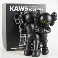 新品未使用　フィギュア　カウズ　KAWS　25センチ　ブラック　ハグ