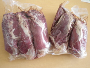 道東産直★逸品　エゾ鹿肉【スネ肉】　２０Ｋｇ　白糠産