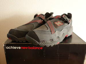 希少 NEW BALANCE WA695GR スリッポン 26cm程 トレイル