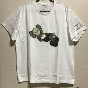 UNIQLO(ユニクロ) - MEN カウズ UT グラフィック Tシャツ 半袖 レギュラーフィット 大きいサイズ 白色 3XLサイズ KAWS 未着用 人気完売品