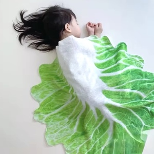 ☆白菜そっくり☆　ブランケット　子供用かけ布団　白菜　ハクサイ　野菜　かわいい　映える　お昼寝布団　薄手毛布　ベビー