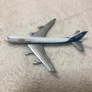 ANA モデルプレーン B747-400 合金約14.5cm