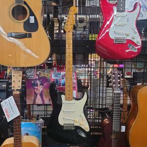 ★中古★FENDER JAPAN ST57ーUS★USピックアップモデル