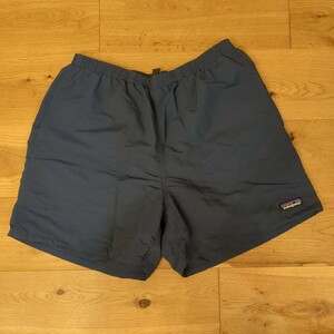 美品　パタゴニア バギーズショーツ ショートパンツ Mサイズ　5インチ patagonia　ネイビー　紺　BAGGIES SHORTS