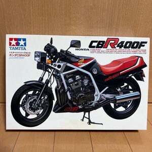 保存状態良　114/L188 未組立　プラモデル　タミヤ 1/12 オートバイシリーズNO.35 HONDA ホンダ CBR400F 当時物 TAMIYA 希少　