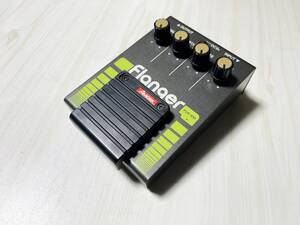 即決 AMDEK FLK-100 日本製 Flanger アナログフランジャー boss roland (BF-2