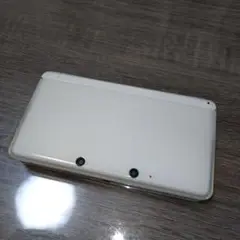 ニンテンドー3DS ピュアホワイト