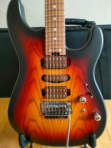 美品　CHARVEL　Guthrie Govan　シャーベル　ガスリーゴーヴァン　シグネイチャー　ギター　 Signature MJ San Dimas SD24 CM 3T Sunburst