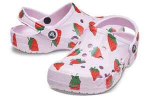 新品タグ付き 22cm クロックス バヤ シーズナル プリンテッド クロッグ バレリーナ ピンク ストロベリー Crocs Pink Strawberry Sandals