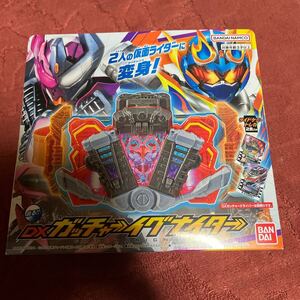 新品未開封 バンダイ 仮面ライダーガッチャード DXガッチャーイグナイター