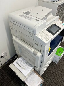 大阪市北区引取り限定　FUJI XEROX A3カラーコピー機 複合機 DocuCentre-V C2263 